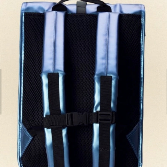 RAINS Rolltop Rucksack/Backpack Laser Blue waterproof - Picture 5 of 8